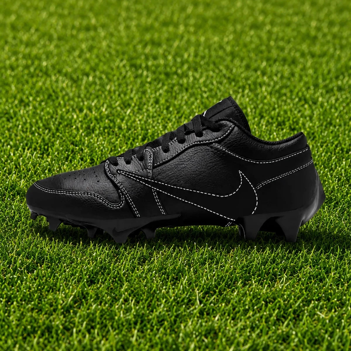 Travis Scott (black) cleat